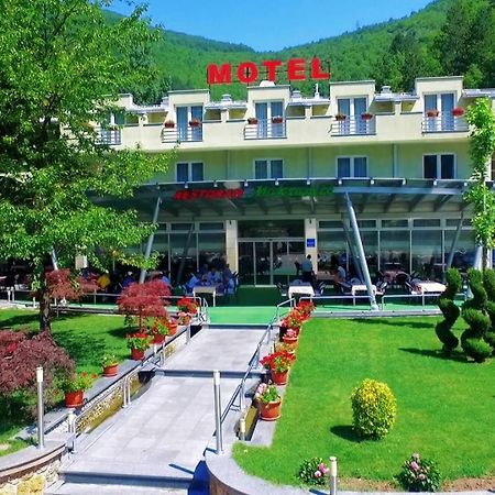 Motel Maksumic Jablanica 외부 사진