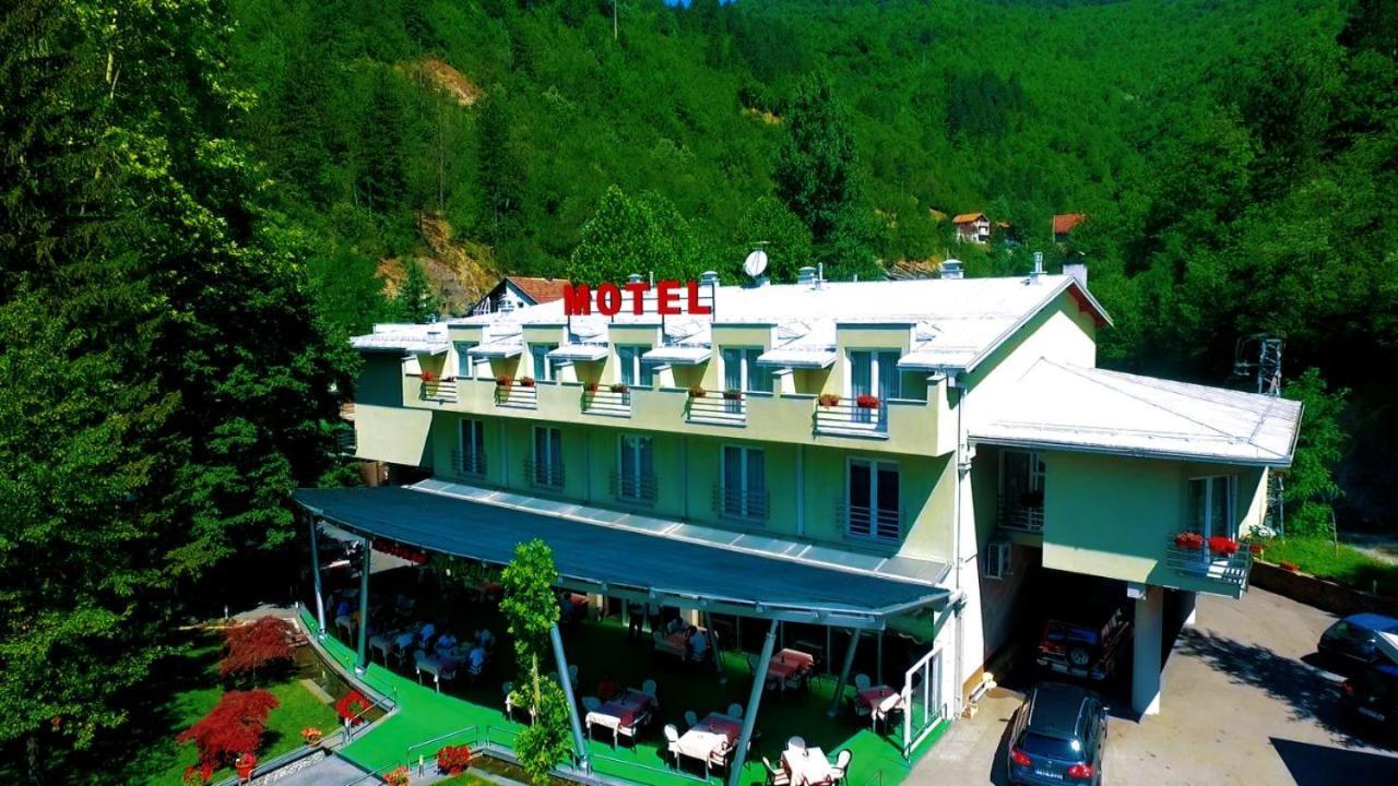 Motel Maksumic Jablanica 외부 사진